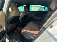 Lexus ES 2021 300h Premium Edition - ფოტო 5