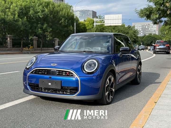 BMW MINI 2.0T COOPER S Edition - ავტომობილი ჩინეთიდან
