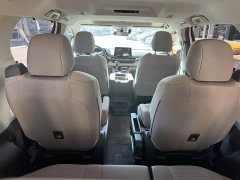 Toyota Sienna 2023 2.5L Hybrid Comfort Edition - ფოტო 8