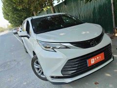 Toyota Sienna 2.5L Hybrid AWD Luxury - ფოტო 2