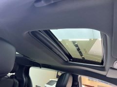 Toyota Gravia 2.5L Hybrid Luxury - ფოტო 15