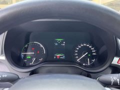 Toyota Gravia 2.5L Hybrid Luxury - ფოტო 18