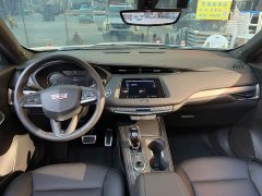 Cadillac XT4 28T FWD Luxury - ფოტო 14