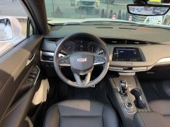 Cadillac XT4 28T FWD Luxury - ფოტო 15