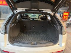 Cadillac XT4 28T FWD Luxury - ფოტო 17