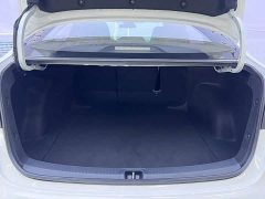 Toyota Corolla 2023 1.8L CVT Luxury - ფოტო 17