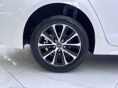 Toyota Corolla 2023 1.8L CVT Luxury - ფოტო 19