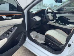 Dongfeng Yixuan MAX 1.5T Cool Dad Edition - ფოტო 6