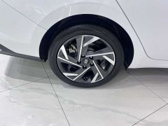 Hyundai Elantra 1.5L CVT GLX Elite - ფოტო 19