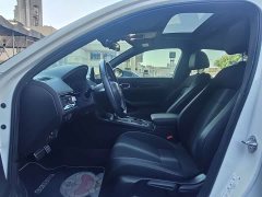Honda Civic Hatchback 240 Turbo CVT Sharp Edition - ფოტო 12