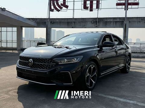 2023 Volkswagen Passat 330TSI Starry Sky Luxury Edition