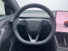 Tesla Model Y L Long Range All-Wheel Drive - ფოტო 12