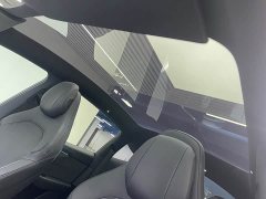 Tesla Model Y L Long Range All-Wheel Drive - ფოტო 14