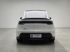 Tesla Model Y L Long Range All-Wheel Drive - ფოტო 5