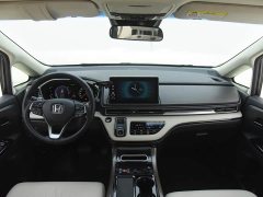 Honda Odyssey 2.0L e:HEV Luxury - ფოტო 6