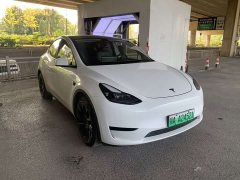 Tesla Model Y 2022 Facelift Rear-Wheel Drive - ფოტო 3