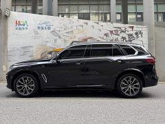 BMW X5 xDrive 30Li Luxury M Sport Package - ფოტო 3