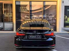 Lexus ES 2020 300h Excellence - ფოტო 3