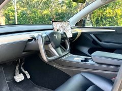 Tesla Model Y Standard Range RWD - ფოტო 9