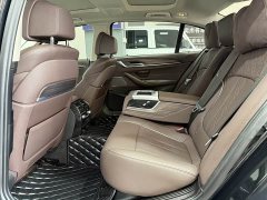 BMW 5 Series 530Li Luxury Edition Premium Package - ფოტო 6