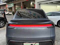Tesla Model Y Rear-Wheel Drive - ფოტო 8