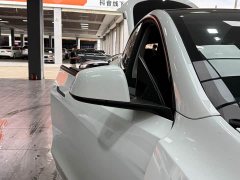 Tesla Model Y Long Range All-Wheel Drive - ფოტო 15