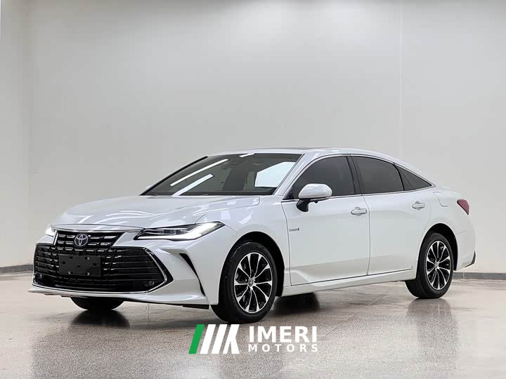 Toyota Avalon Hybrid 2.5L Luxury - ავტომობილი ჩინეთიდან