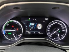 Toyota Avalon Hybrid 2.5L Luxury - ფოტო 20