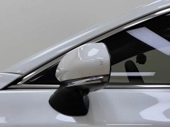 Toyota Avalon Hybrid 2.5L Luxury - ფოტო 6
