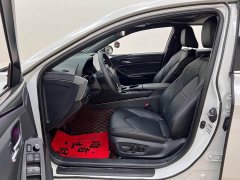 Toyota Avalon Hybrid 2.5L Luxury - ფოტო 9