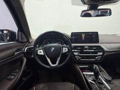 BMW 5 Series 530Li Premier Luxury Package - ფოტო 10