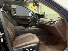 BMW 5 Series 530Li Premier Luxury Package - ფოტო 12