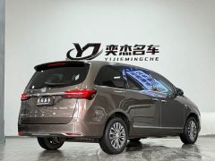 Buick GL8 Land Official Business Class 652T Comfort Edition - ფოტო 14