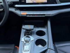 Changan UNI-V 1.5T Premium Sport - ფოტო 9