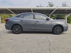 SAIC MG i5 2021 1.5L CVT Star Shine Edition - ფოტო 4