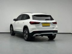 Mercedes-Benz GLA 200 - ფოტო 2