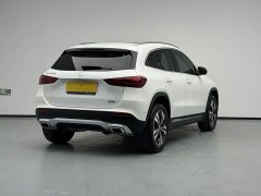 Mercedes-Benz GLA 200 - ფოტო 4