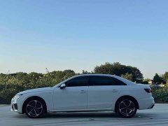 Audi A4L 2020 40 TFSI Fashion Dynamic - ფოტო 3