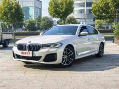 BMW 5 Series 525Li M Sport Package - ფოტო 1