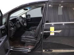 Honda Elysion 2019 2.0L Hybrid Luxury - ფოტო 11
