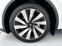 Tesla Model Y Rear-Wheel Drive - ფოტო 5