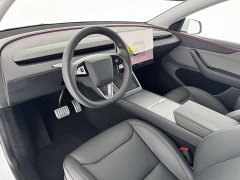 Tesla Model Y Rear-Wheel Drive - ფოტო 6