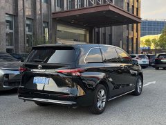 Toyota Sienna 2024 2.5L Hybrid Luxury Edition - ფოტო 7