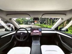 Tesla Model Y Rear-Wheel Drive - ფოტო 6