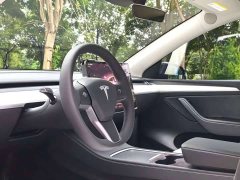 Tesla Model Y Rear-Wheel Drive - ფოტო 7