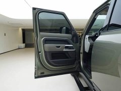 Land Rover Defender 2023 110 3.0T P400 X-DYNAMIC HSE - ფოტო 16
