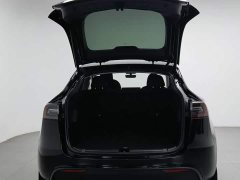 Tesla Model Y Long Range All-Wheel Drive - ფოტო 16