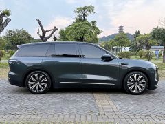 NIO ES8 100kWh Executive - ფოტო 17