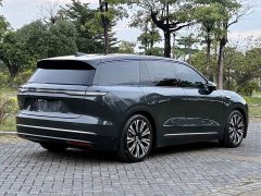 NIO ES8 100kWh Executive - ფოტო 18