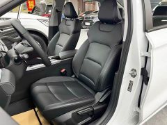 Geely Emgrand 2026 4 Million Commemorative Edition 1.5L CVT Excellence - ფოტო 15